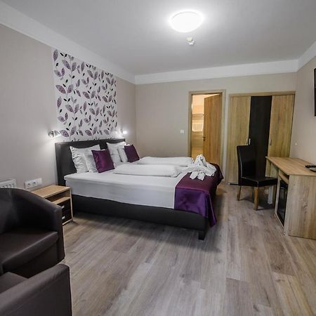 Az Idill Hotel Cserszegtomaj Eksteriør billede